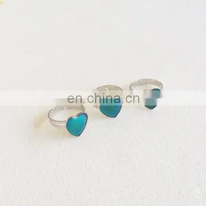 Trending Hot Sale Adjustable Heart Shaped Cheap Mood Rings for Girls thumbnail-1