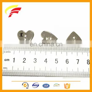 Customized Zinc Alloy Metal Two Holes Heart Shaped Button With Enamel Logo thumbnail-4