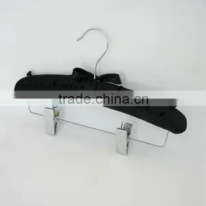 LO331 Satin Hanger With Clips thumbnail-1