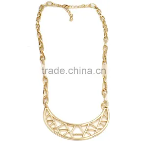 Fashion Gold Hollow Crescent Moon Shape Pendant Chain Jewellery Necklace thumbnail-1