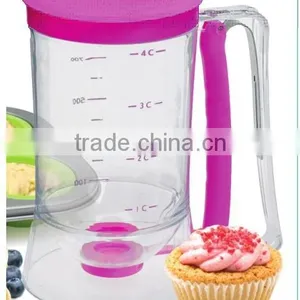 Plastic Measuring Cupcake Batter Dispenser thumbnail-4
