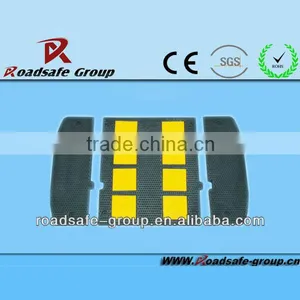 RSG Highly Visible Rubber Traffic Speed Hump thumbnail-1