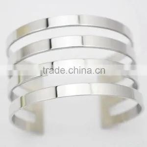 Fashion Hollow Out Stainless Steel Opening Cuff Bangle Bracelet thumbnail-3