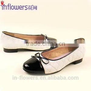 Wholesale OEM ODM Genuine Leather Flat Shoes Middle-aged Women Shoes Flat Shoes thumbnail-4