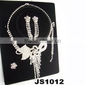 Fashion Arabic Glitter Rhinestone Crystal Wedding Jewelry Sets thumbnail-4