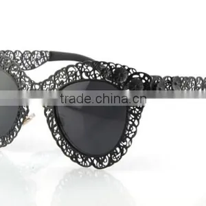 Women Ladies Hollow Out Lace Retro Flower Metal Frame Sunglasses Luxury Glasses thumbnail-1
