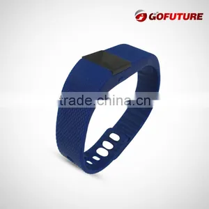 China Supplier Smart Bluetooth Bracelet Manual/pedometer Accelerometer/stylish Fashion Style Peometer thumbnail-1