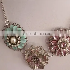 White Gold Plated Fashion Flower Jewelry Necklace, Crystal Necklaces Jewelry thumbnail-1