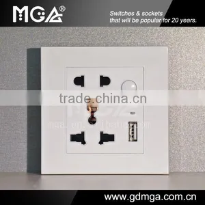 16A Universal Socket With 1000mA Switched USB Socket thumbnail-1
