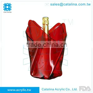 Luxury Acrylic Wine Barrel Ice Bucket thumbnail-4