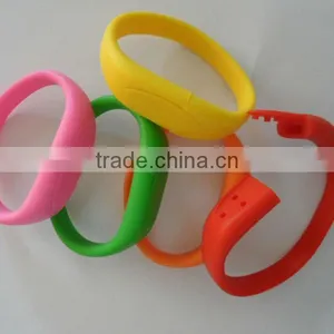 Free Packing Hot Selling Colorful USB Silicon Bracelet thumbnail-1