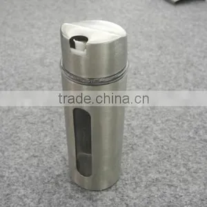 Handsome Glass Oil Bottle With Stainless Steel Coating thumbnail-1