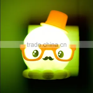 Night Light With Auto Dusk to Dawn Sensor Plug In Wall Duck Octopus Bunny Light thumbnail-5