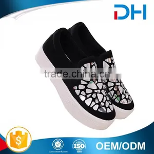 Latest Cheap Canvas Shoe Women Walking Shoes From China Factory thumbnail-1