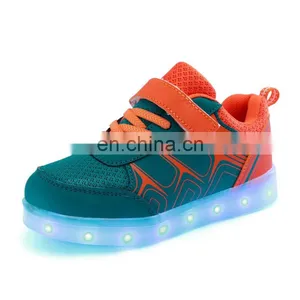 Factory Wholesale New Design Light up Shoes Children Kids LED Shoes Sneakers Latest Cool Footwear for Girls Boys thumbnail-6