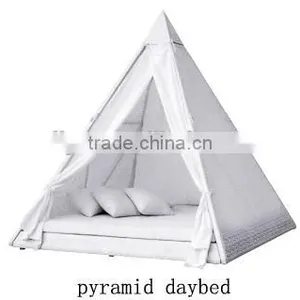 Rattan Wicker Ourdoor Leisure Pyramid Daybed thumbnail-1