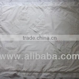 100% Cotton Small Pink Dots Embroidery Pattern Embedded Blanket for Babies thumbnail-1