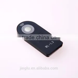 Battery Grip for Nikon D7000 as MB-D11 + 2 Battery Holders + ML-L3 thumbnail-5