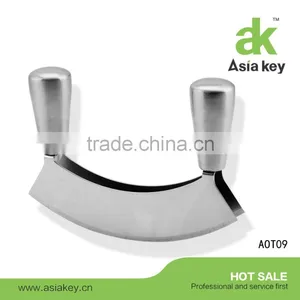 Easy To Grip And Cuts Simple Double Mezzaluna With Black Handles thumbnail-3
