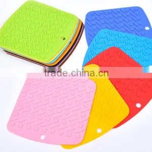 Hot Selling Table Mat Europe Drink Coasters Dining Table Mat thumbnail-4