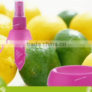 Home Kitchen Gadgets Lemon Squeezer Sprayer,Citrus Mist Orange Extractor Sprayer,Plastic Handheld Citrus Juice Sprayer Factory thumbnail-3