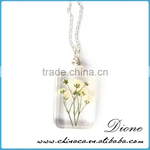 Wholesale Fashion Gifts Jewelry Pressed Real Natural Flower Alloy Resin Necklace thumbnail-5