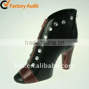 8 Inch High-heeled Shoe Shape Ceramic Vase in Black thumbnail-1