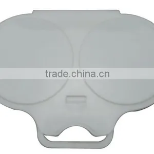 A HANDY TWIN EGG POACHER W/HINGED LID IN MICROWAVE OVEN thumbnail-2