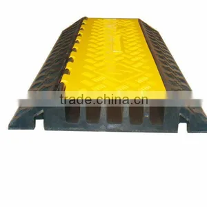 Durable Easy Used 5 Channel Cable Tray Stage Cable Protector Best Quality With Lowest Price for Outdoor Use thumbnail-4