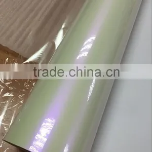 Pearl White Car Wrap Film 1.52*20m With Air Free Bubbles , Chameleon Pearl White to Purple Car Wrap Film thumbnail-4