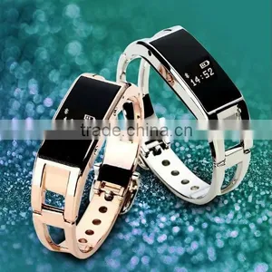 Titanium Alloy Bluetooth Smart Bracelet With OLED Screen thumbnail-1