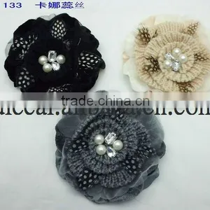 Brooch thumbnail-1