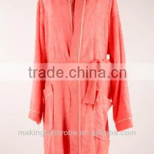 Red Elegant Long Hooded Bathrobes Women thumbnail-1