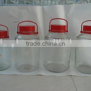 Glass Wine Decanter thumbnail-1