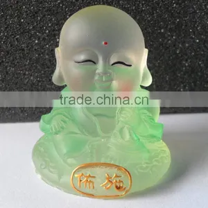 Clear Resin Figure thumbnail-5
