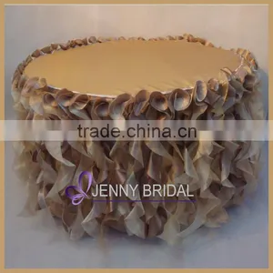 TC055B China Wholesale Black and White Ruffles Table Skirting Designs thumbnail-2