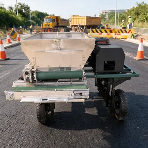 Remote Agricultural Spreader for Manure Fertilizer Compost and Livestock Feed thumbnail-1