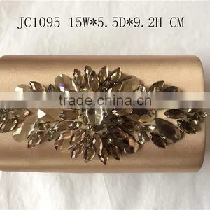 Fashion Acrylic Flower Decorated Satin Clutch Bag thumbnail-1