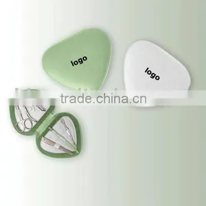 Manicure Kit thumbnail-1