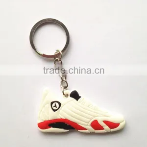 China Manufacture Custom Shoe Shaped Soft Rubber Key Chain Wholesale thumbnail-1
