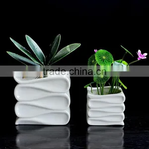New Design Small Indoor Decor White Ceramic Succulent Pots Mini thumbnail-1