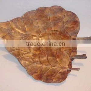 Colored Serving Platter,Leaf Shape Serving Platter,Metal Serving Platters,Dishes,Designer Serving Platters,Iron Platters thumbnail-1