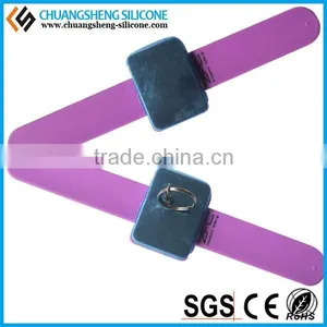 Good-looking Square Magnet Silicone Bracelet thumbnail-6
