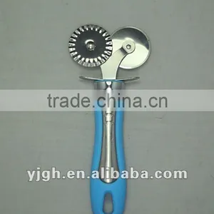 Stainless Steel Pizza Cutter With Double Wheels thumbnail-1