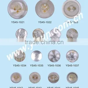 18L 4holes Men's Shirt Button thumbnail-1