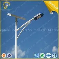 China Off-grid Design 12V 30W LED Street Lights System With 6m Pole thumbnail-1