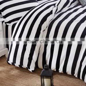 China Manufacturer White and Black Duvet Cover Sets Stripe Printed Wholesale Quilt Cover Set thumbnail-5