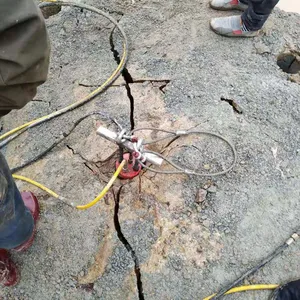 Static Hydraulic and High-efficiency Piston Hydraulic Rock Splitter thumbnail-2