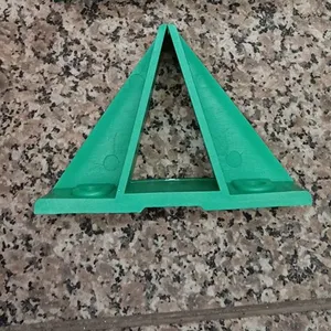 羊床横梁支撑三角底座