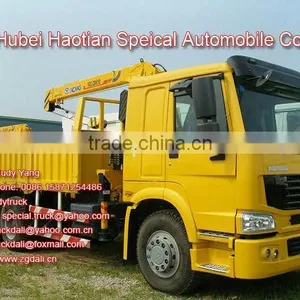 HOWO 6X4 Truck With Crane thumbnail-1